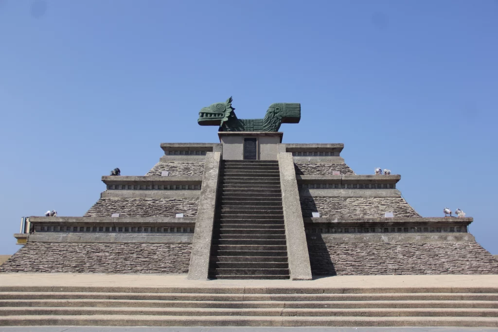 Piramide del Malecón en Coatzacoalcos